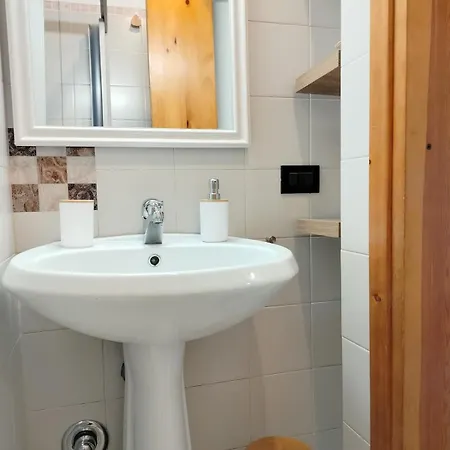 Casa Graziella Piccolo Pied A Terre Nel Castello Di D'assisi Palazzo (Umbria)