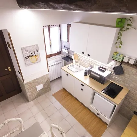 Casa Graziella Piccolo Pied A Terre Nel Castello Di D'assisi *