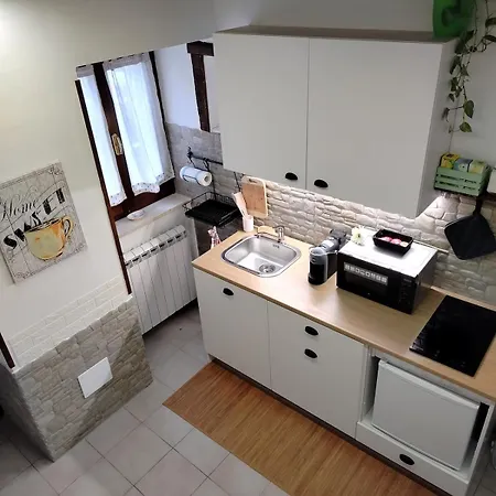 Casa Graziella Piccolo Pied à Terre Nel Castello Di D'assisi Appartamento Palazzo (Umbria)